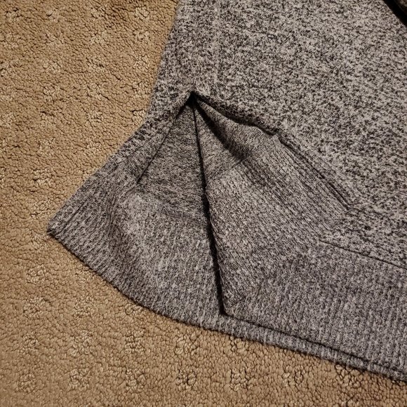 Lucky Brand Sweater Women's Large L Gray Western Split Hem V-Neck Long Sleeve - Picture 3 of 9